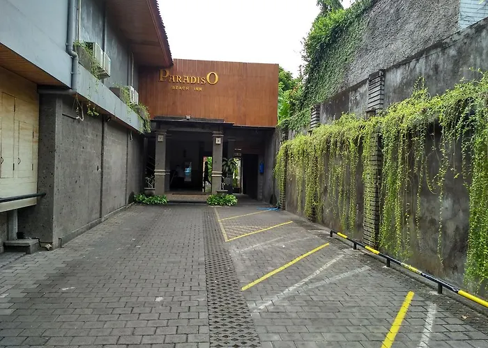 Paradiso Hotel 2*