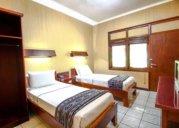 Paradiso Hotel 2*